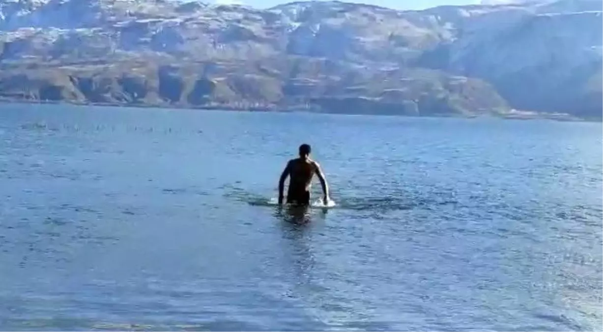 Eksi 5 derecede göle girdi