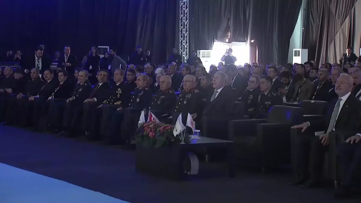 Erdoğan: "Göreve Geldiğimizde Yüzde 20\'si Milliydi, Ama Şimdi Yüzde 80\'i Milli Olan Bir Savunma Sanayine Sahibiz"