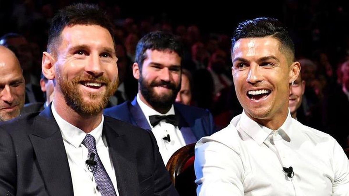 Futbolseverlerin rüyası gerçek oldu! Ronaldo ile Messi yeniden aynı sahaya çıkacak