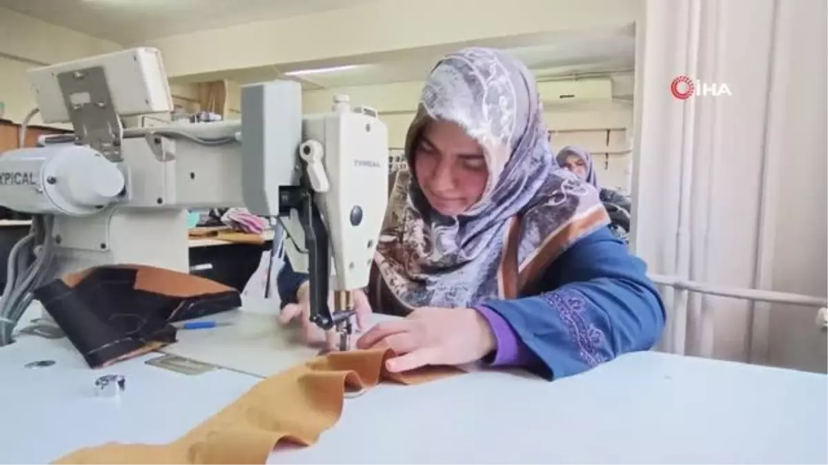 Halk Eğitim Merkezi\'nde 32 bin kursiyere sertifikaları verildi