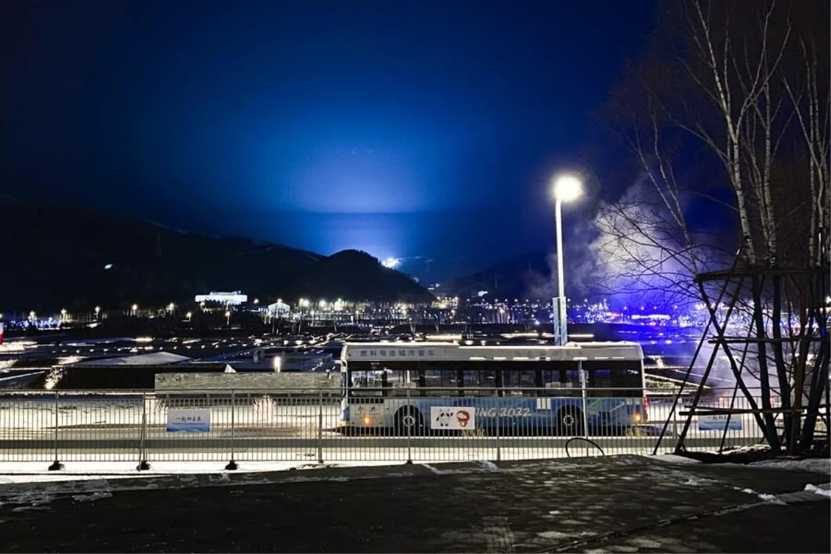 Hidrojenle Çalışan Otobüsler Artık Beijing Kış Olimpiyatları\'na Ev Sahipliği Yapan Şehrin Yollarında