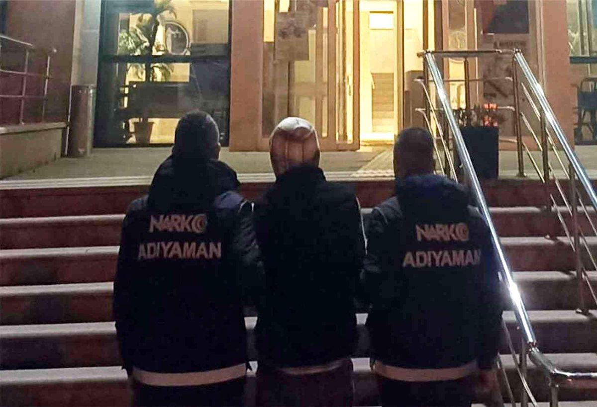 Kahta\'daki uyuşturucu operasyonunda 4 kişi yakalandı