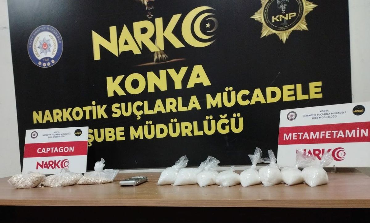 Konya\'da ekmek arasına gizlenmiş uyuşturucu ele geçirilen operasyonda 3 kişi tutuklandı