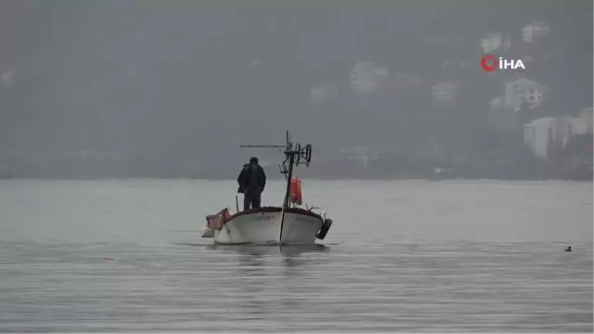 Olumsuz hava balıkçıları olumsuz etkiledi: Avlanma azalınca fiyatlar arttı