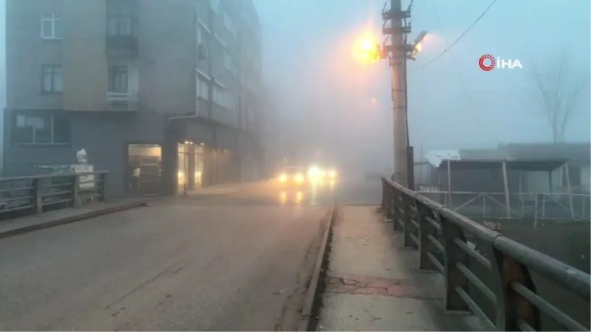Uzunköprü'de yoğun sis etkili oluyor