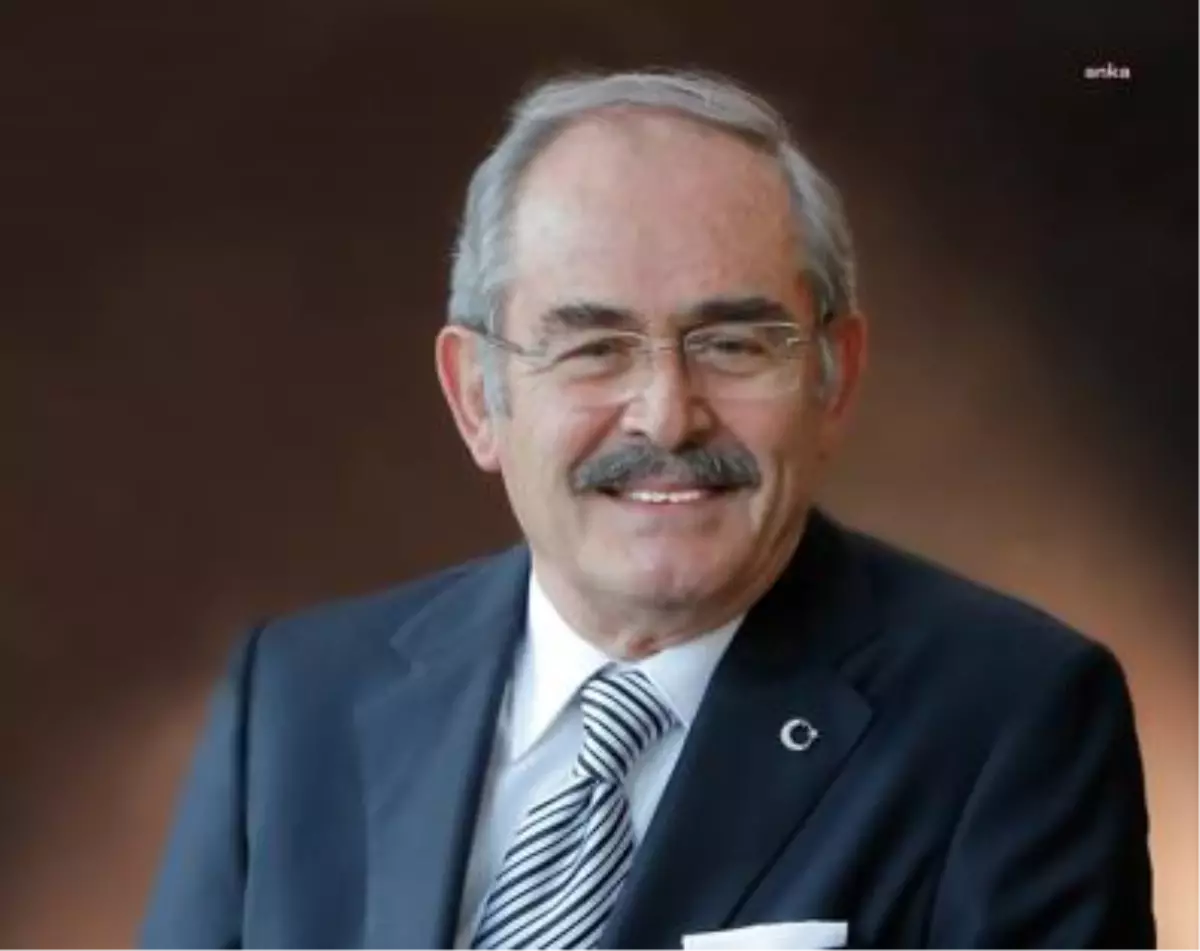 Yılmaz Büyükerşen\'den \'10 Ocak Çalışan Gazeteciler Günü\' Mesajı