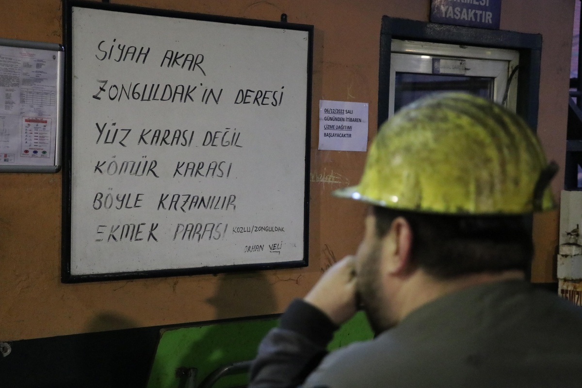 Zonguldak\'ta metan gazı faciasında hayatını kaybeden madenciler anıldı