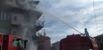 4 katlı binada çıkan yangında karı koca dumandan etkilendi