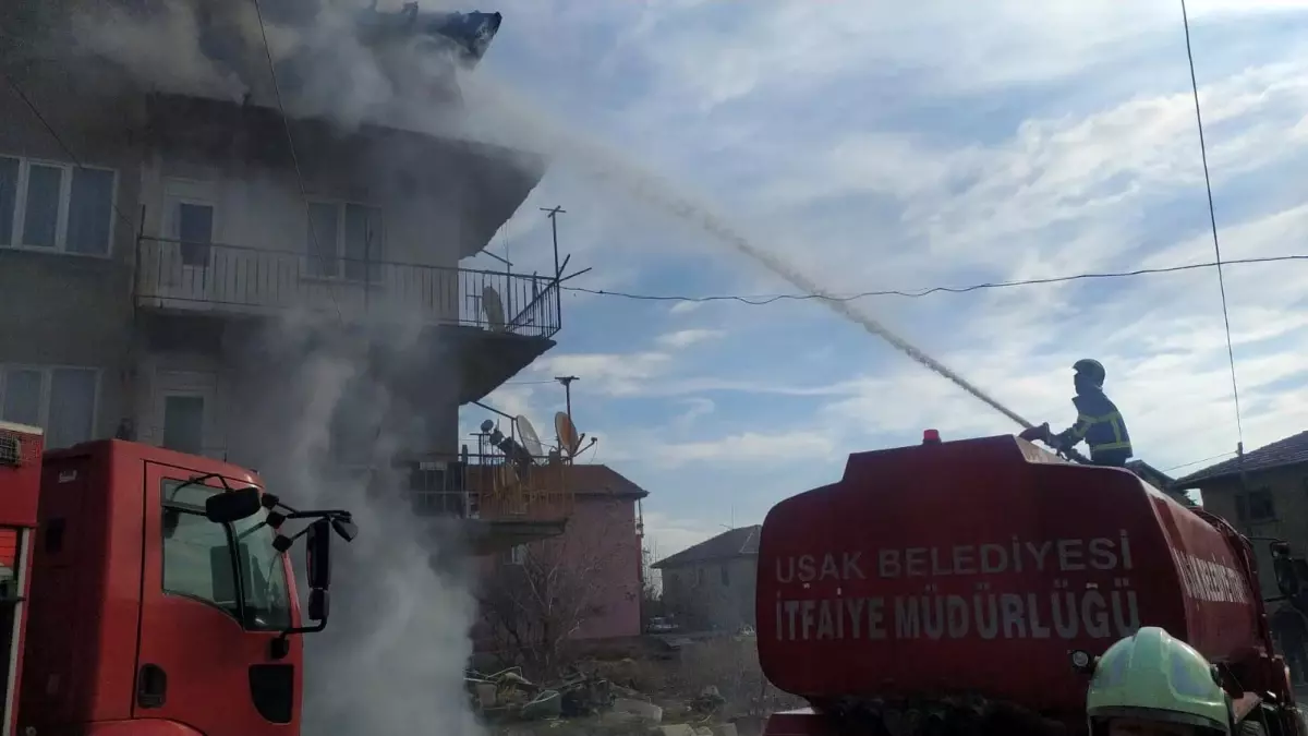 4 katlı binada çıkan yangında karı koca dumandan etkilendi