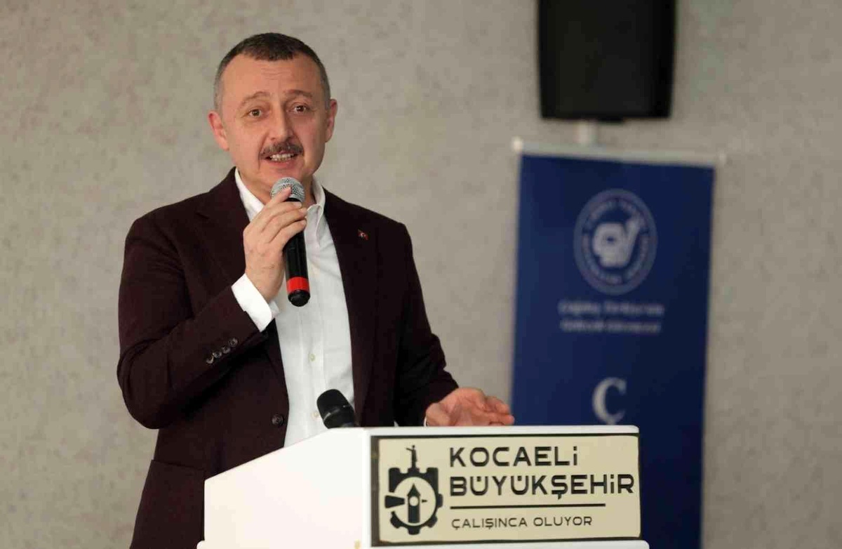 Başkan Büyükakın\'ın en önemli gündemi "deprem"