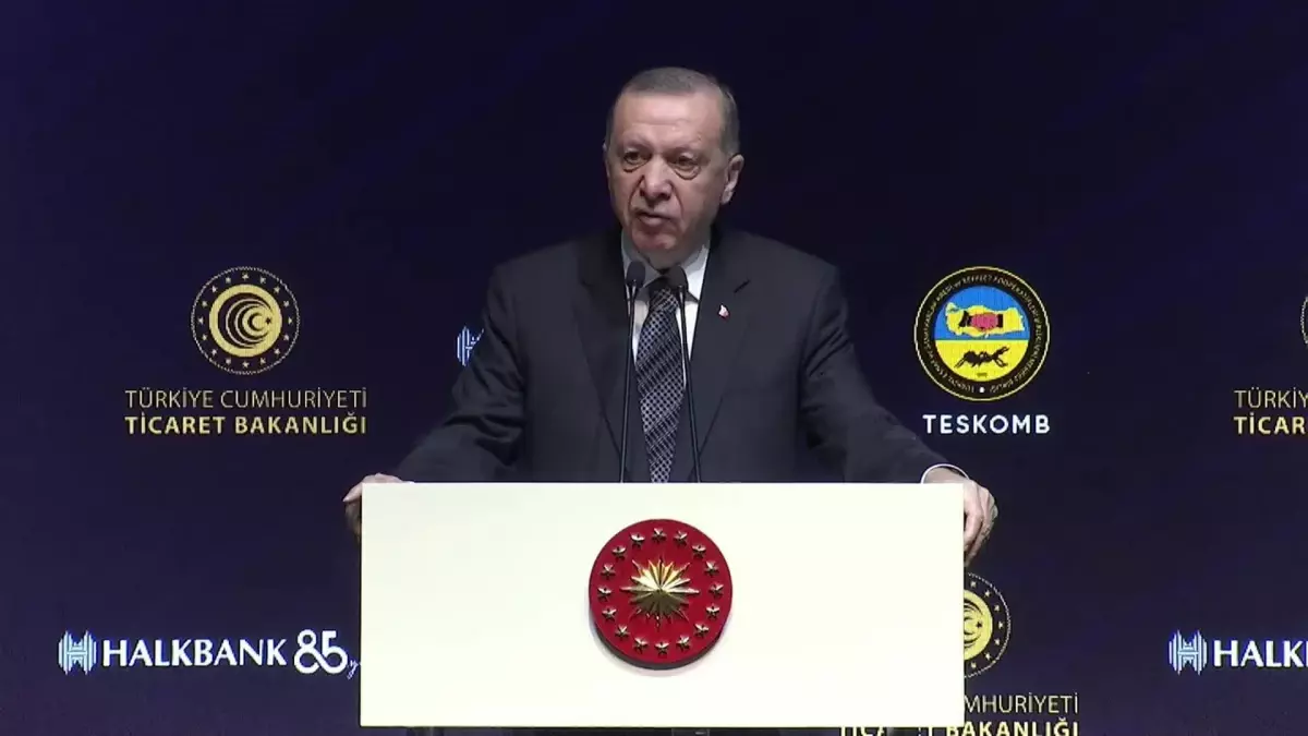 Erdoğan: Seçime Kaldı Şurada 4-5 Ay. Ama Hala Karşımıza Çıkabilen veya Çıkartılabilen Bir Aday Yok