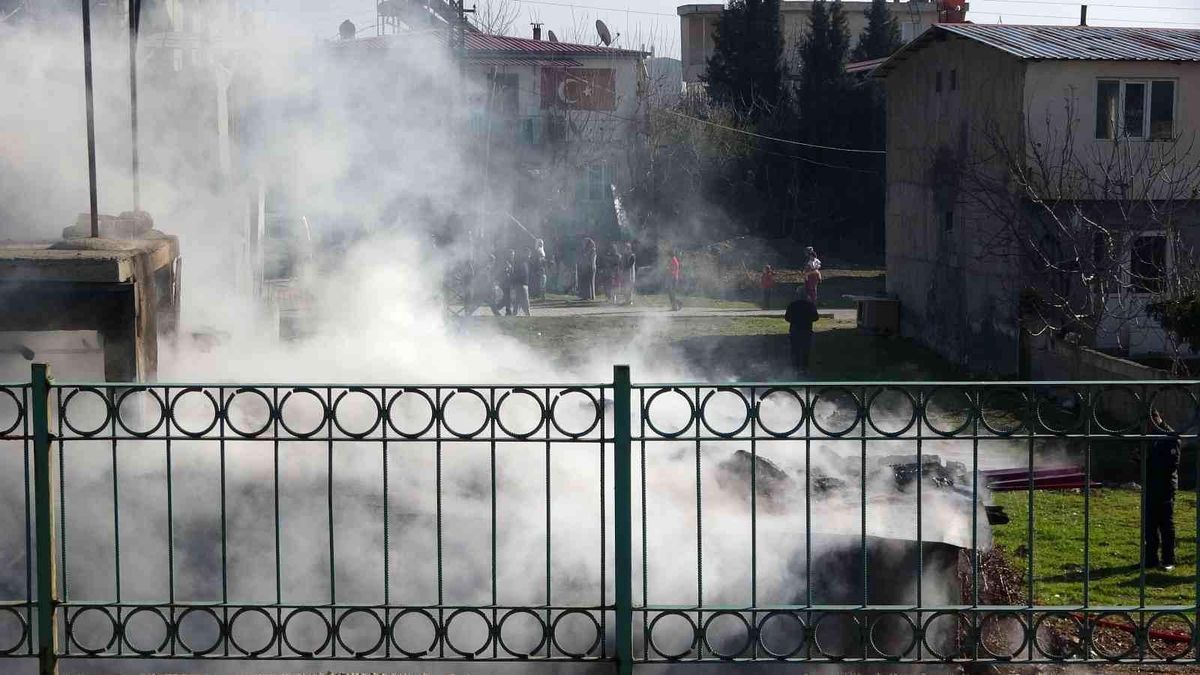 Kahramanmaraş\'ta evin deposu yandı