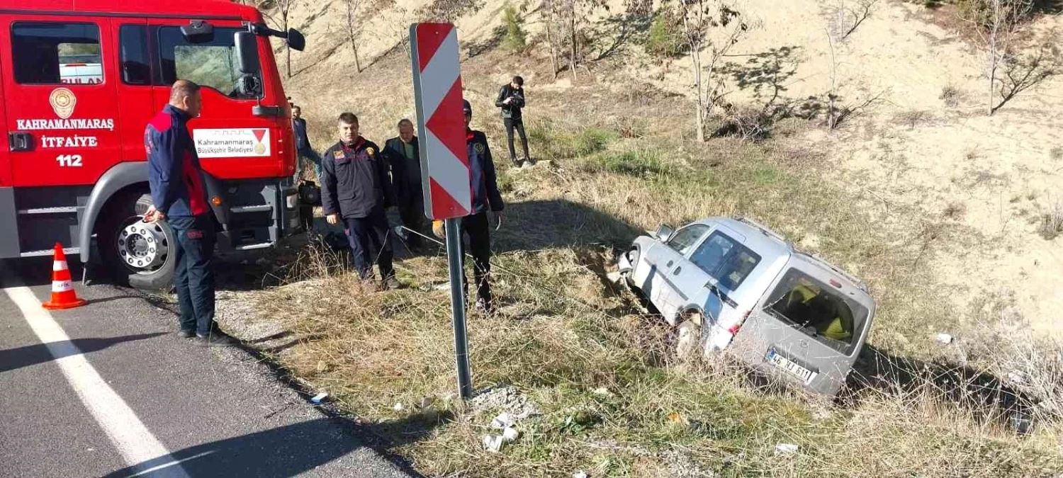 Kahramanmaraş\'ta ticari araç şarampole düştü: 5 yaralı