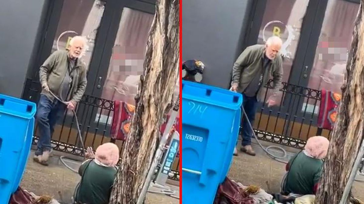 Restoran sahibinin kaldırımda yatan evsize yaptığı hareket yürekleri sızlattı