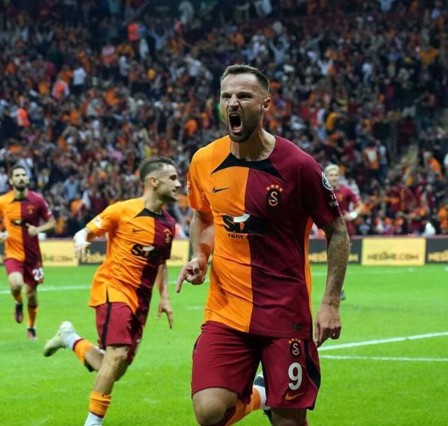 Tam bir hayal kırıklığı olmuştu! Galatasaray yıldız futbolcunun sözleşmesini feshediyor