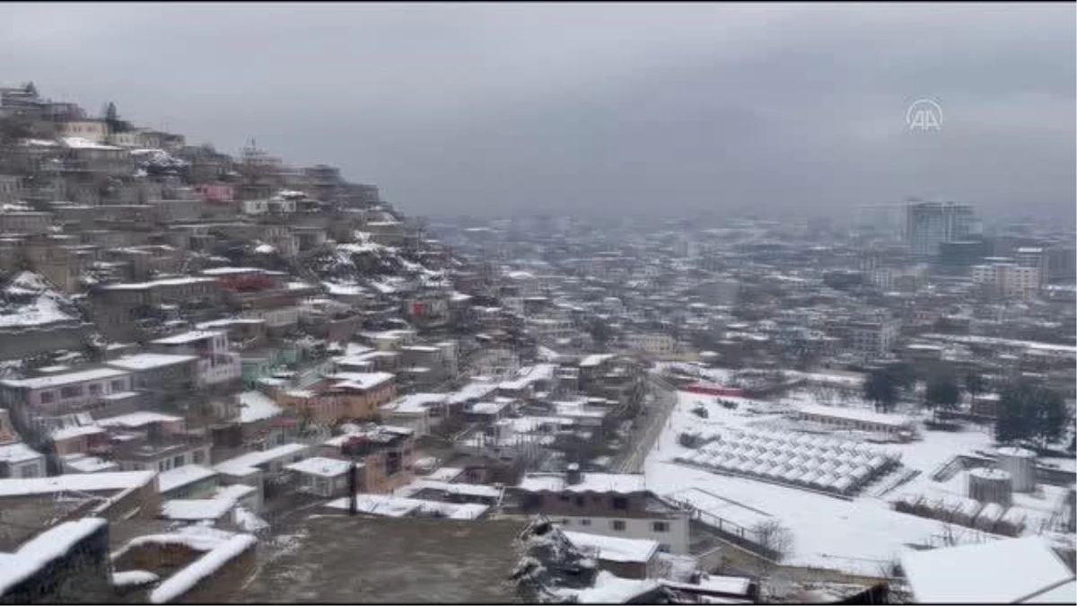 Afganistan\'da bu kışın en yoğun karı yağdı