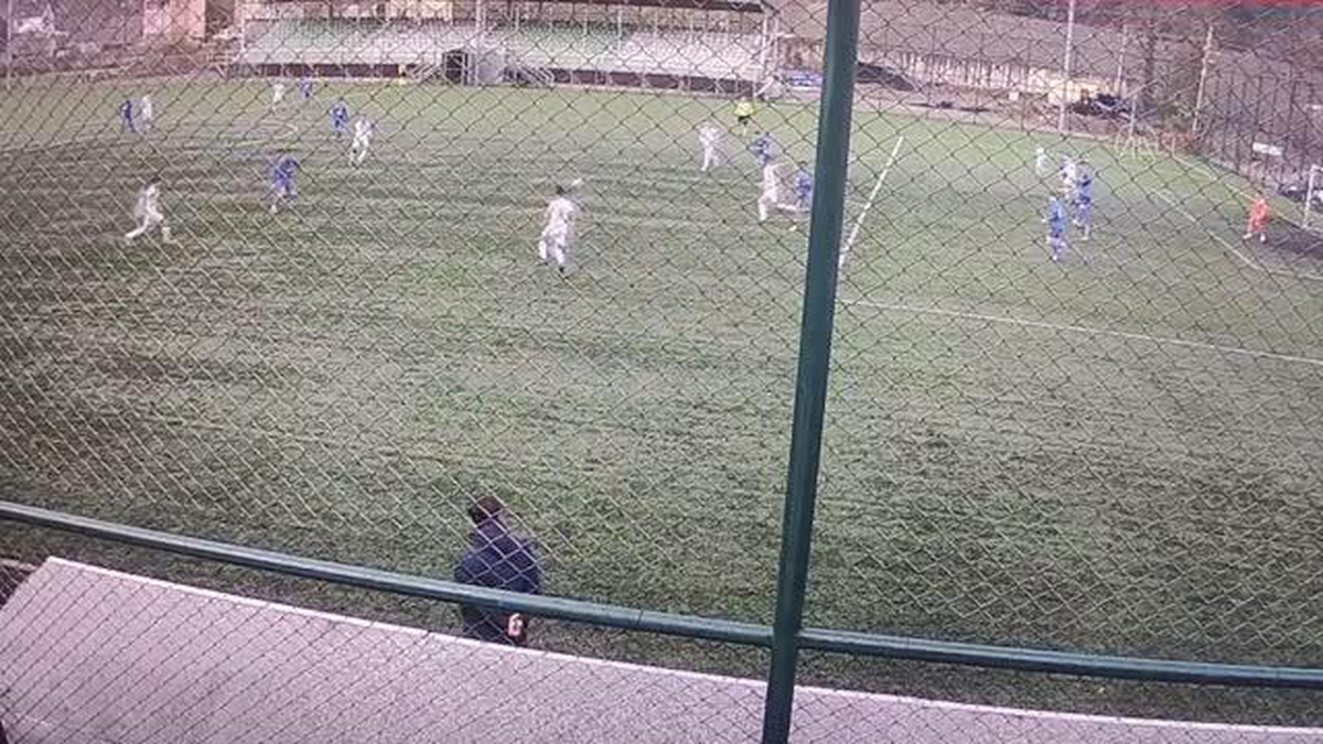 Bitexen Giresunspor 16 Yaş Altı Takımı\'ndan örnek davranış