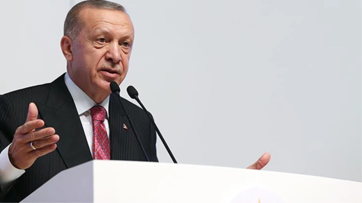 Cumhurbaşkanı Erdoğan\'dan başörtüsü düzenlemesiyle ilgili referandum sinyali: Meclis üzerine düşmezse son kararı milletimiz verecek