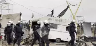 LÜTZERATH - Almanya'da polis çevre aktivistlerini maden köyünden tahliye etmeye başladı
