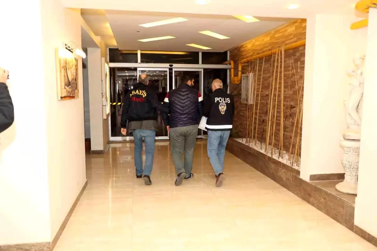 Mersin\'deki FETÖ operasyonu: 14 gözaltı