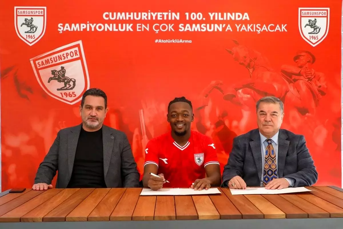 Samsunspor Cedric Guel ile 3,5 yıllık sözleşme imzaladı