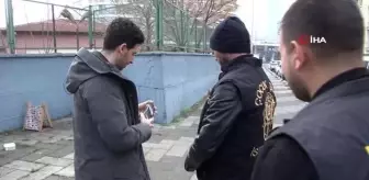Ataşehir'de okul önlerinde sıkı denetim