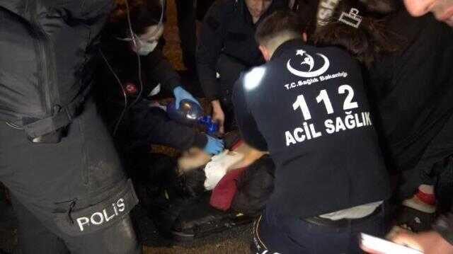 'Dur' ihtarına uymayan ehliyetsiz sürücü kaza yaptı: 1 ölü, 1'i ağır 4 yaralı