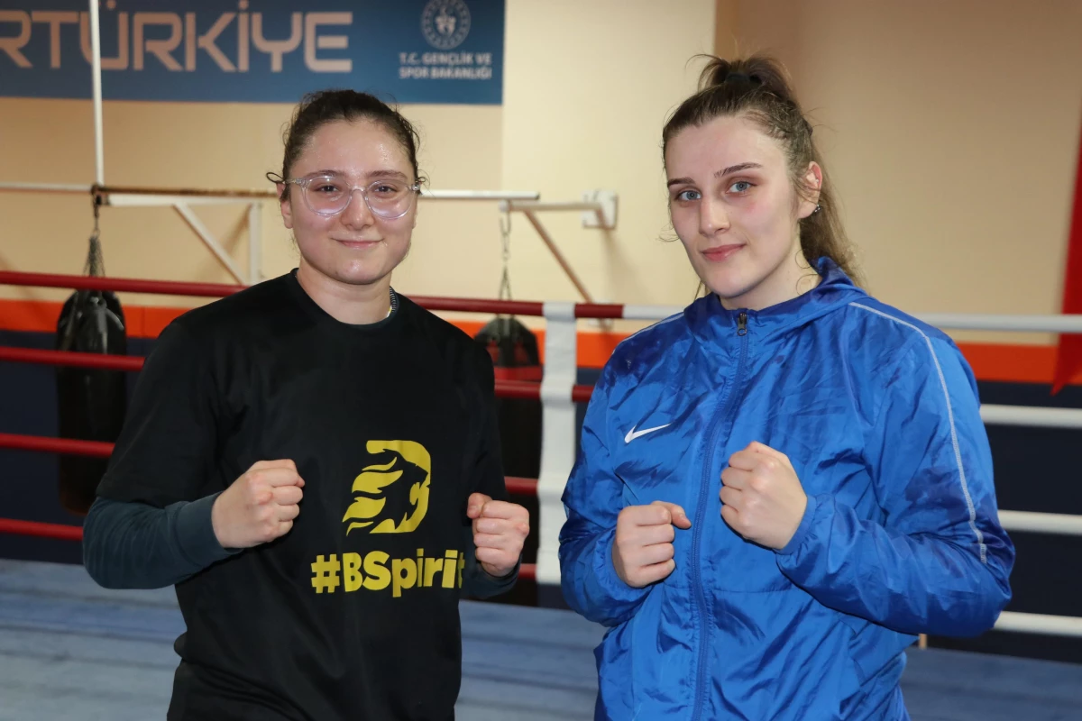 Kadın milli boksörler, Türkiye ve Avrupa\'da şampiyon olmak için çalışıyor