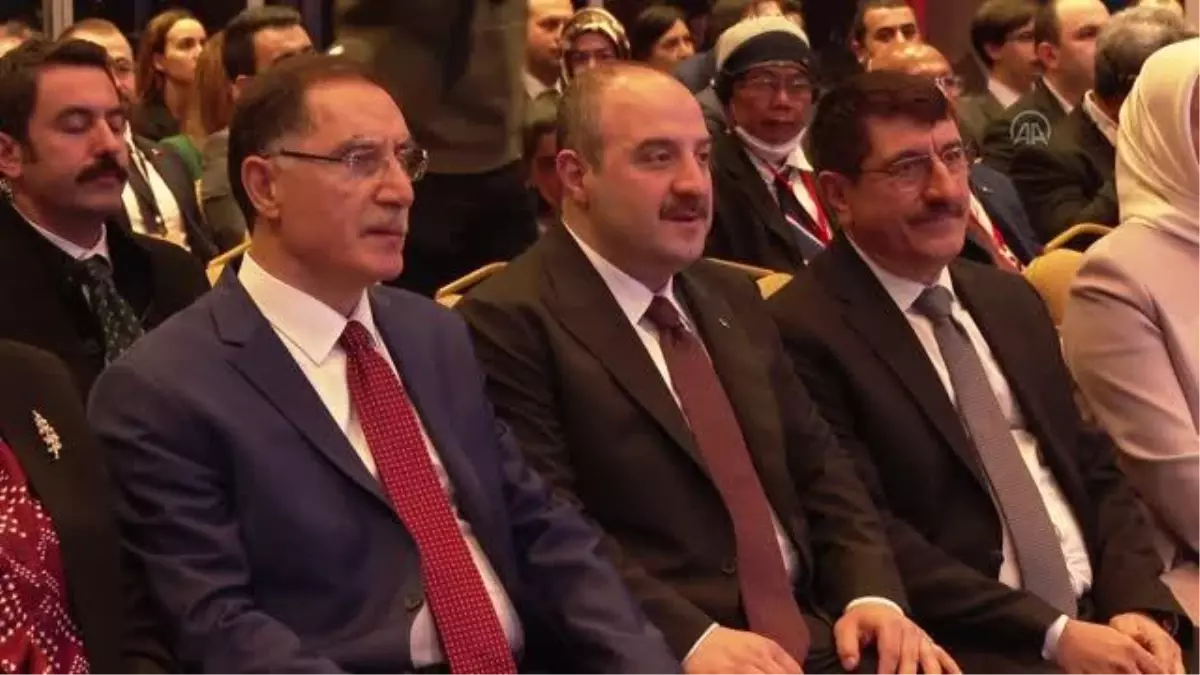 KDK'nin '21. Yüzyılda İnsan Haklarının Geleceği Konferansı' ikinci gününde oturumlarla devam etti