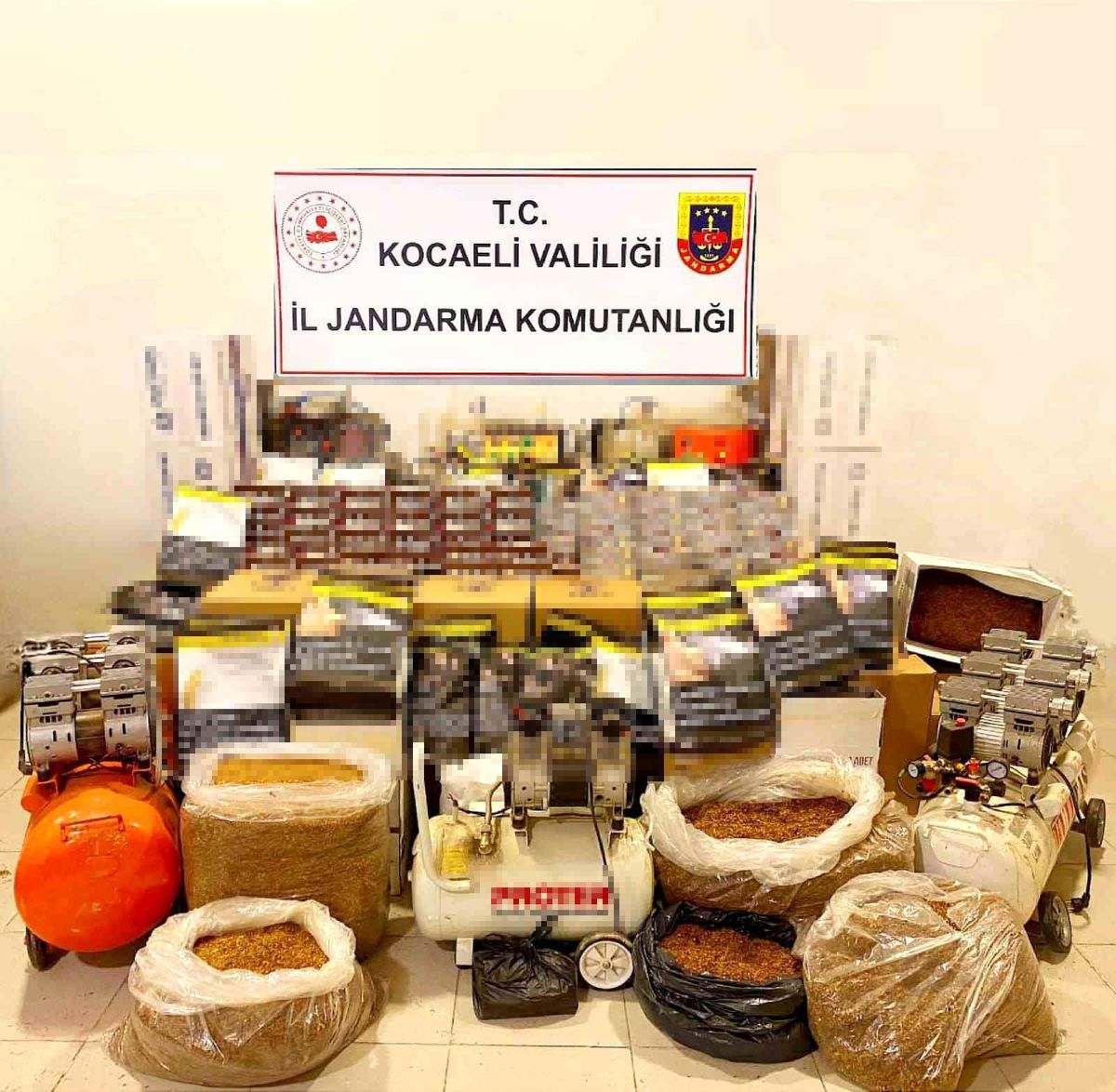 Kocaeli\'de 194 bin 600 makaron ele geçirildi