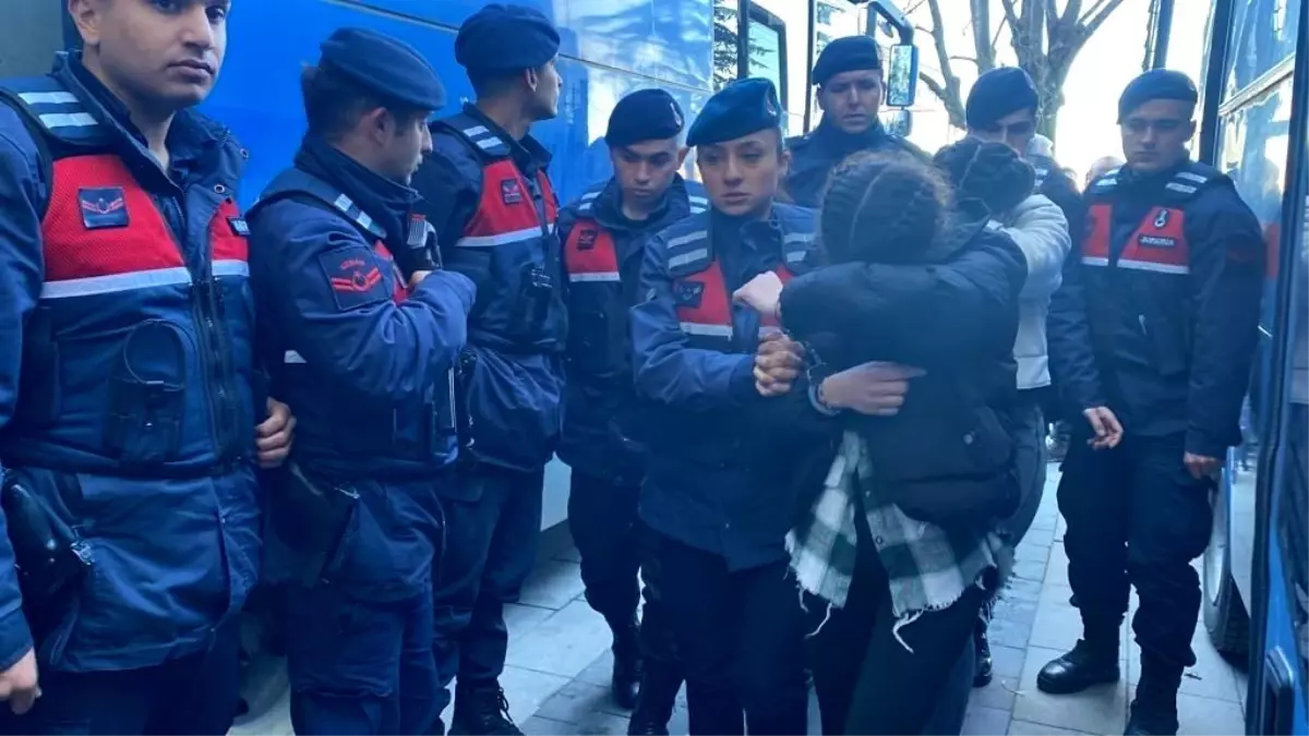 Zonguldak\'ta 24 sanıklı cinsel istismar davasında 2 tahliye