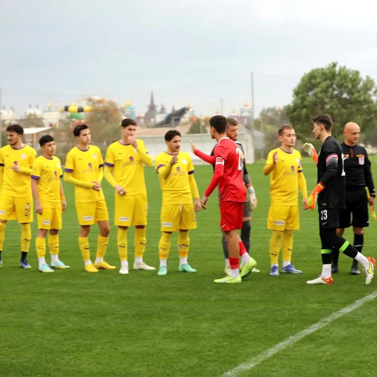 Afyonspor, Antalya kampını tamamlayarak kente döndü.