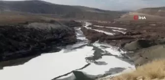 Aras nehri buz tuttu.
