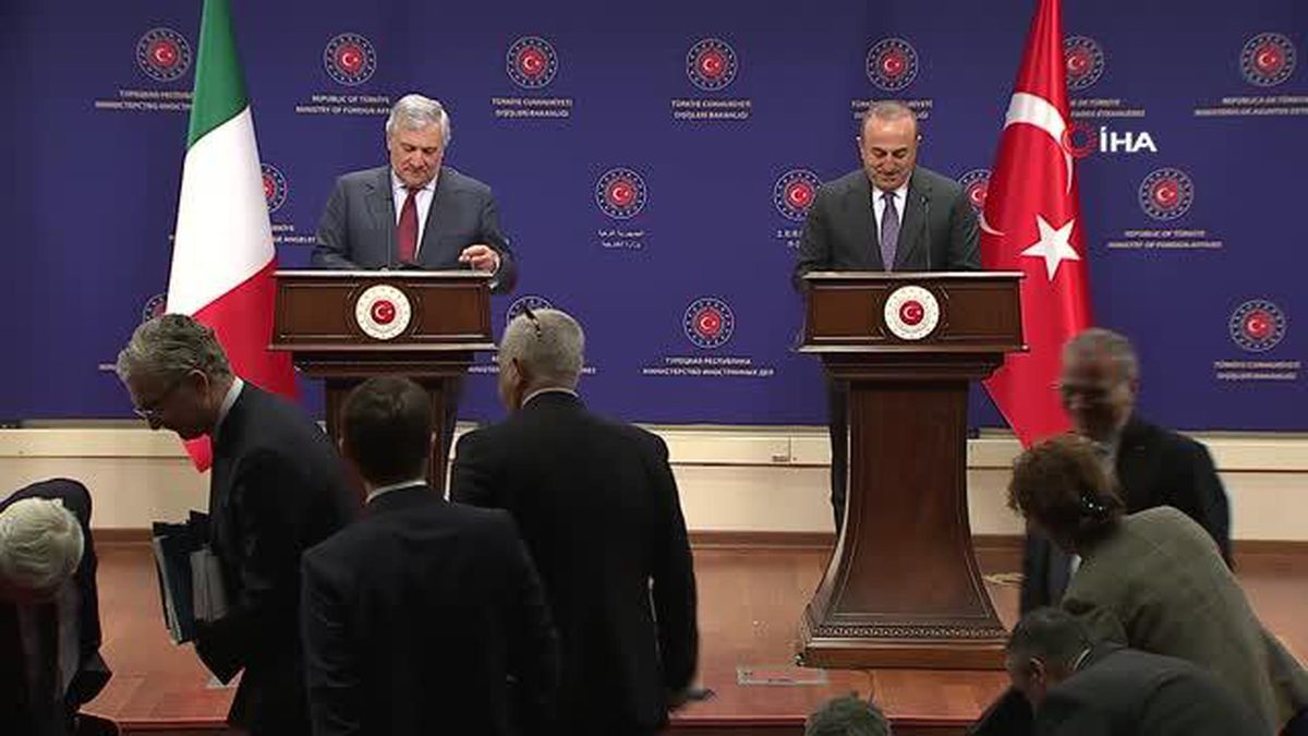 Bakan Çavuşoğlu'ndan İsveç'e tepki: 'Irkçı ve nefret suçu içeren bir eylem'