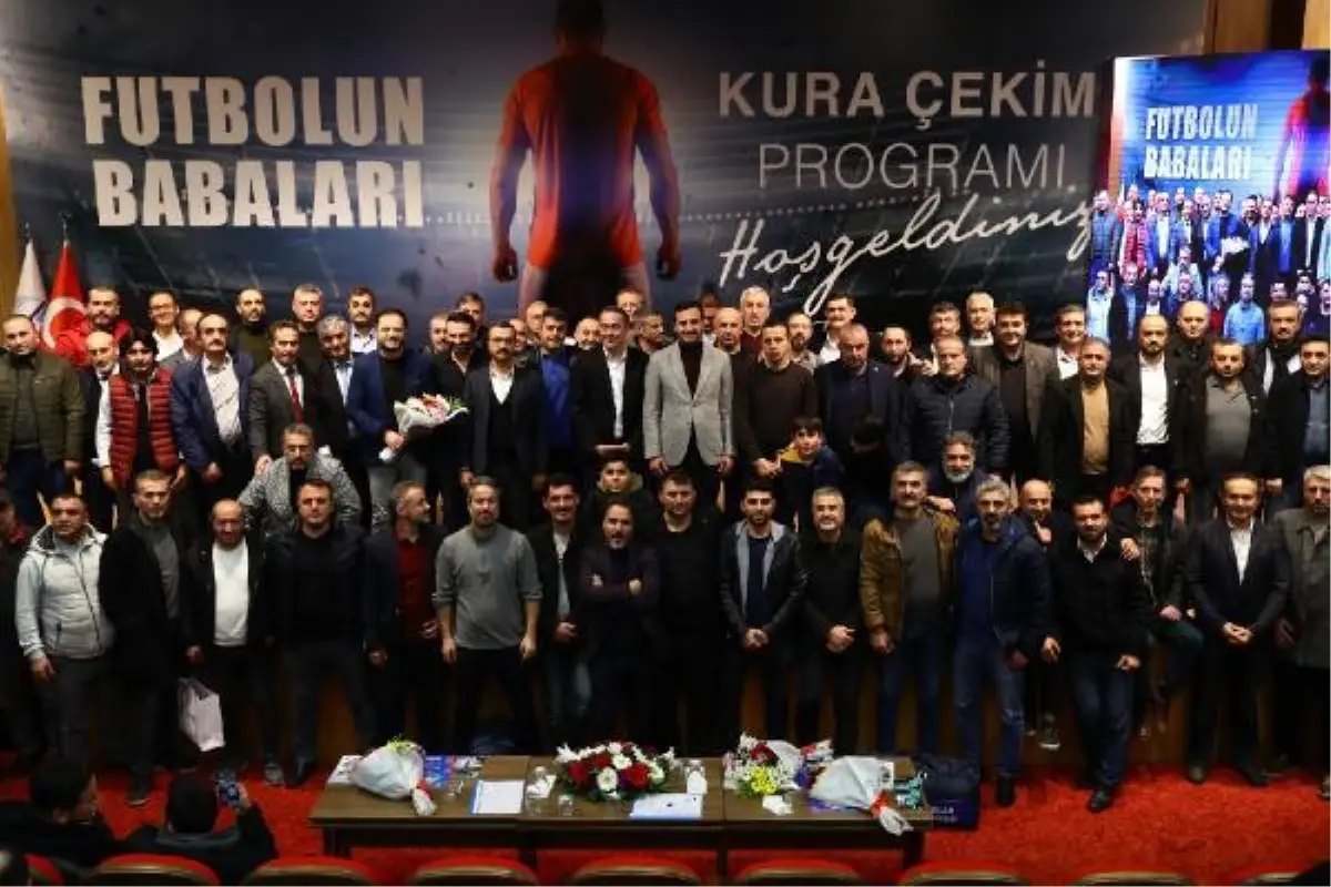 \'FUTBOLUN BABALARI\' PROJESİNİN FİKSTÜR ÇEKİMİ MİLLİ FUTBOLCULARIN KATILIMIYLA GERÇEKLEŞTİ