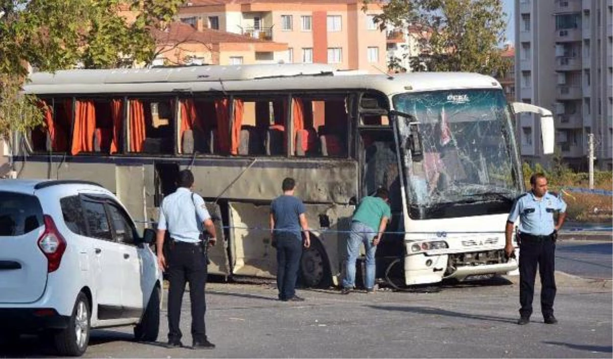 İzmir\'de cezaevi personel aracına saldırı davasında 4 tahliye