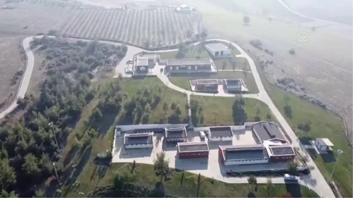 Sahipsiz hayvanlar için yerden ısıtmalı barınak