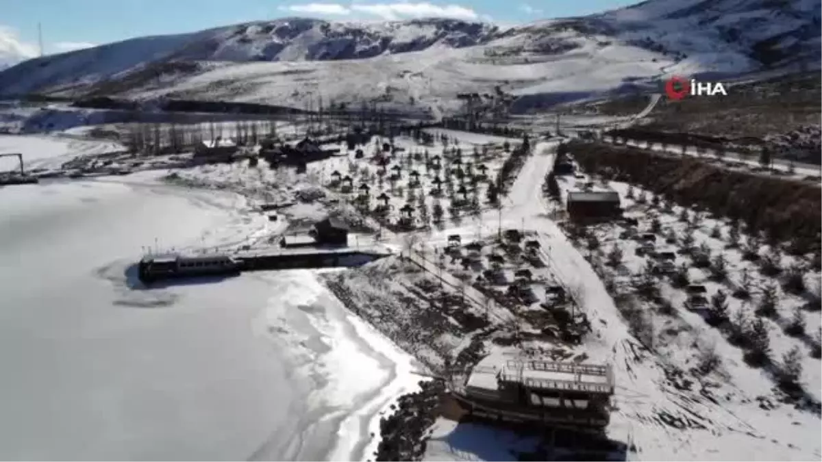 Soğuk hava göletleri dondurdu