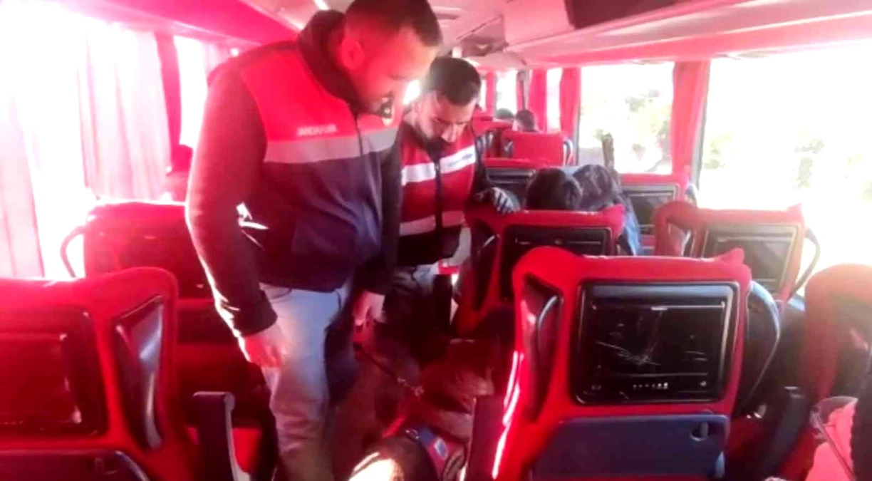 ŞANLIURFA - Yolcu otobüsünde uyuşturucuyla yakalanan zanlı tutuklandı