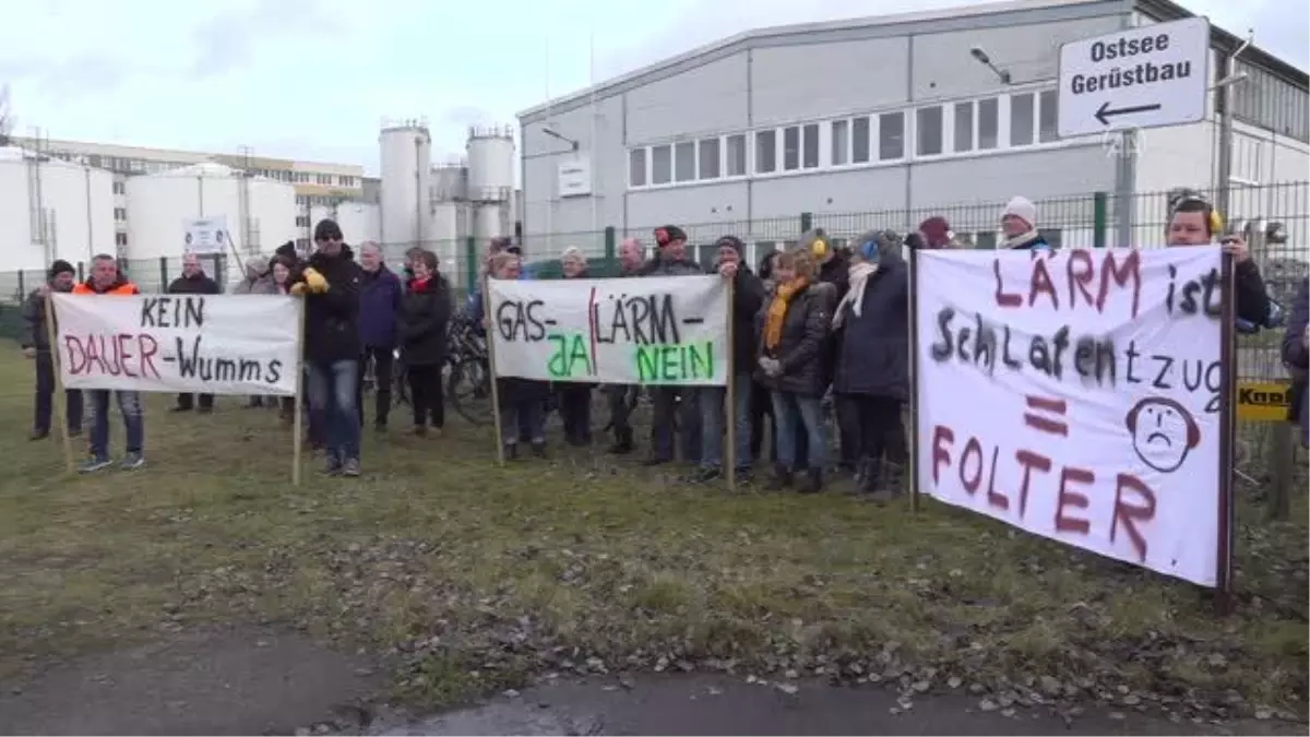 Almanya\'nın ilk özel yüzer LNG Depolama ve Gazlaştırma Ünitesi (FSRU) hizmete açıldı