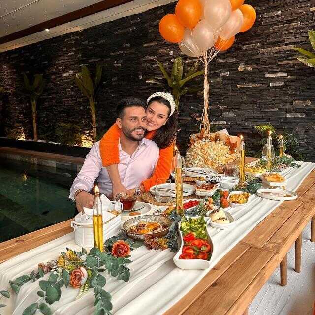 Bu kadarına da pes! Dilan Polat'a gelen dolarlı çiçek takipçilerini çileden çıkarttı: Görgüsüzlük