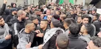 İsrail güçlerinin öldürdüğü iki Filistinli son yolculuğuna uğurlandı