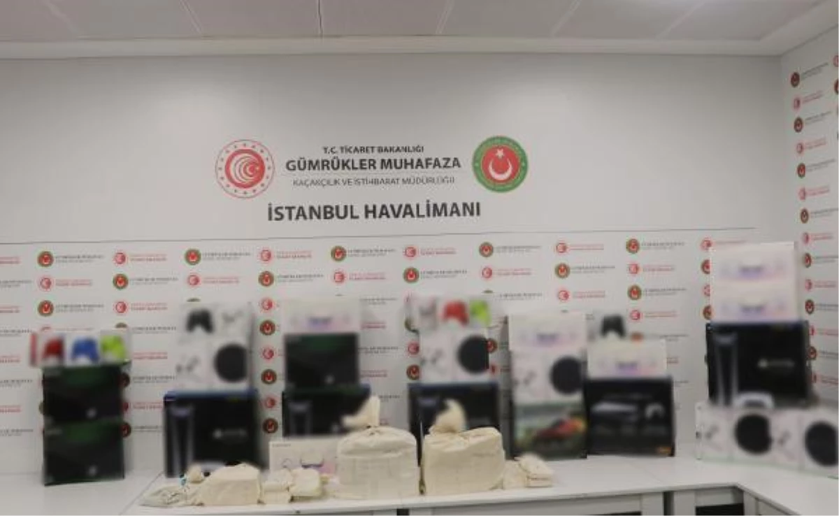 İstanbul Havalimanında kaçak cep telefonu ve oyun konsolu operasyonu