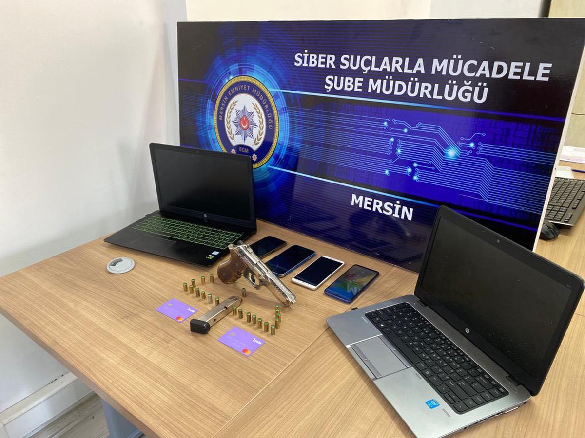 Mersin\'de yasa dışı bahis operasyonunda yakalanan 3 zanlıdan 2\'si tutuklandı