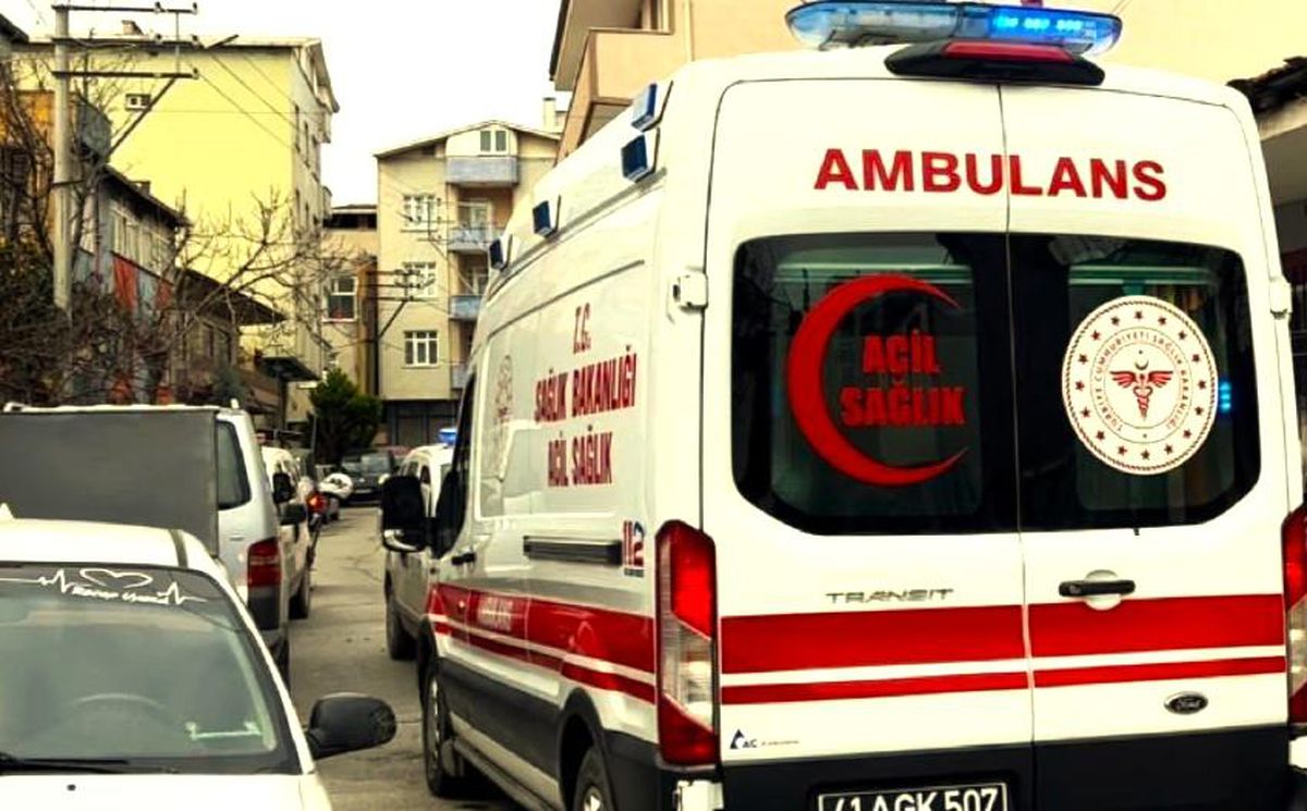 Silahını temizlerken kendini yaraladı