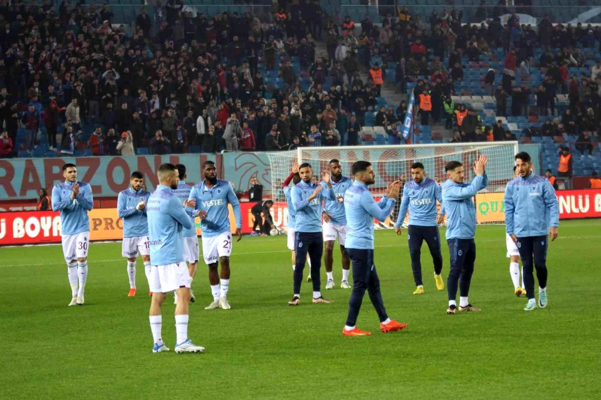 Spor Toto Süper Lig: Trabzonspor: 1 - Medipol Başakşehir: 0 (Maç sonucu)