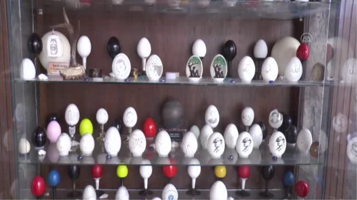 Yumurta kabuğuna "delik işleme" rekorunu geçmek için çalışıyor