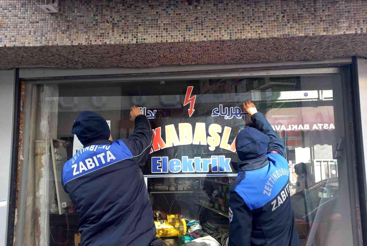 Zabıtadan Türkçe tabela uygulaması