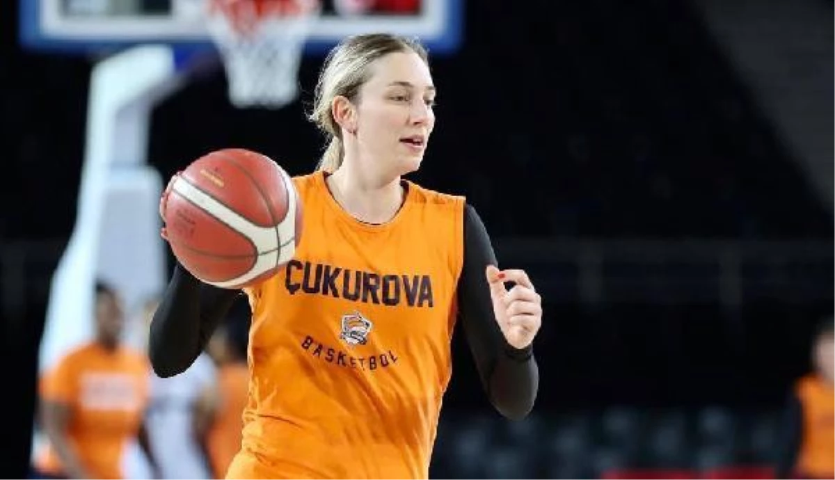 Cansu Köksal Öngüner, basketbola Çukurova ile geri döndü