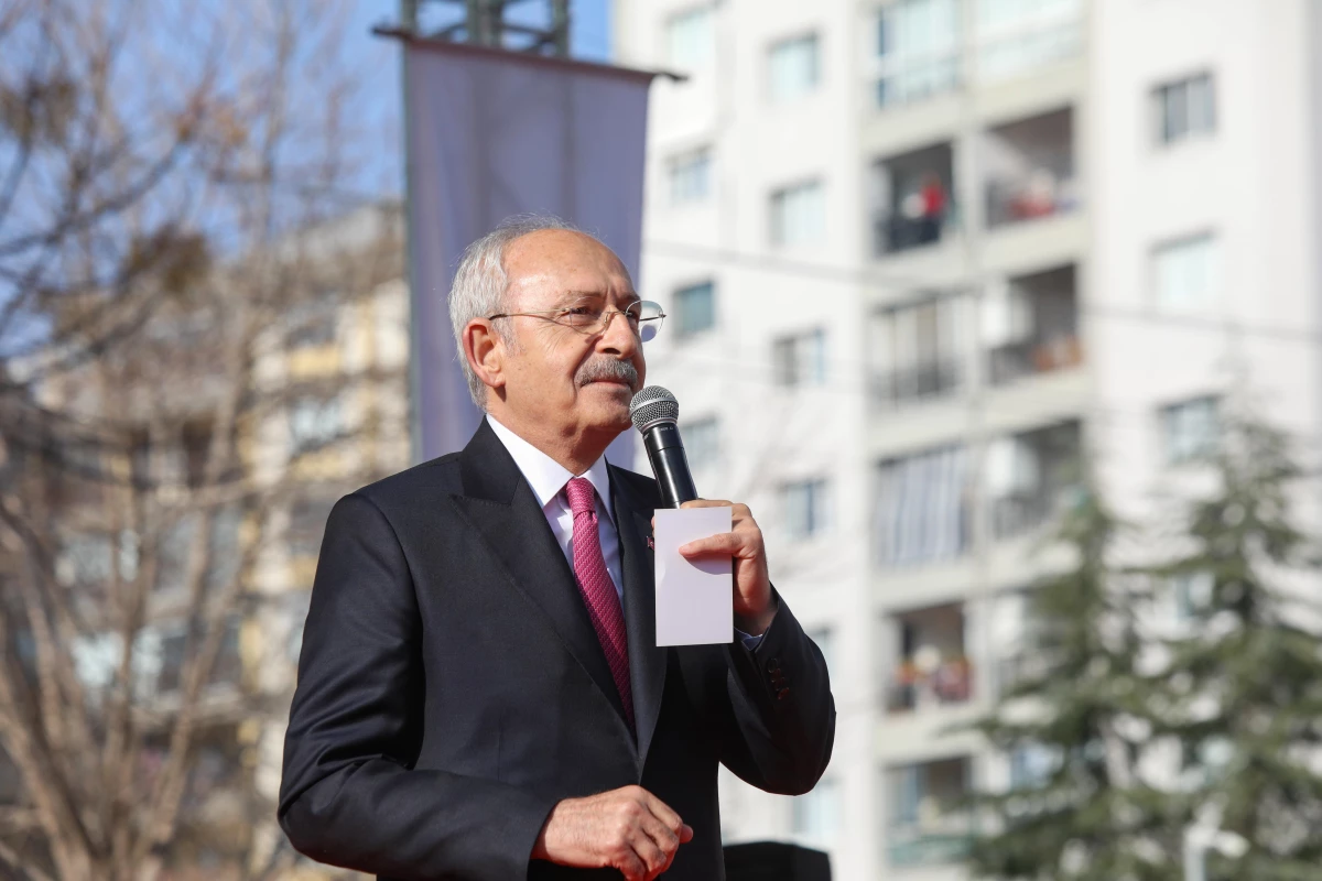 CHP Genel Başkanı Kılıçdaroğlu, İzmir\'de konut temel atma törenine katıldı